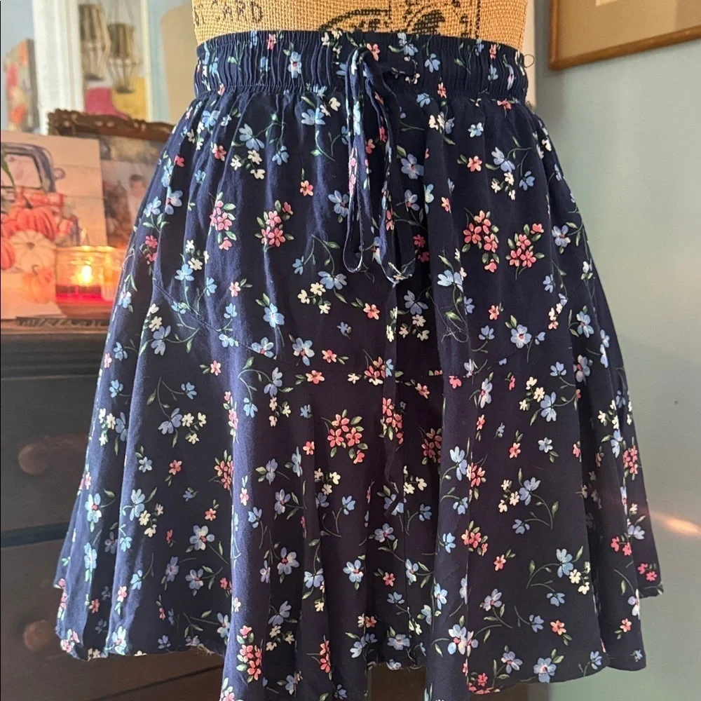 Francesca’s Collection Mi.Ami Navy Multicolored Floral Print A-Line Skirt